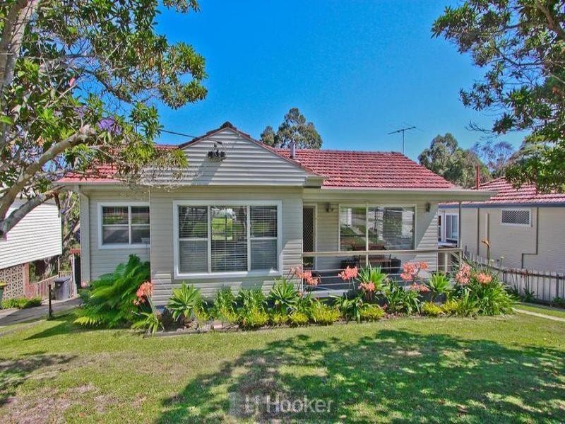 17 Hallvert Crescent, Charlestown NSW 2290