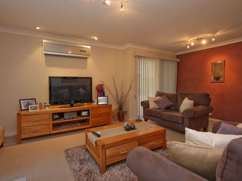 10 Dianne Street, Elermore Vale NSW 2287