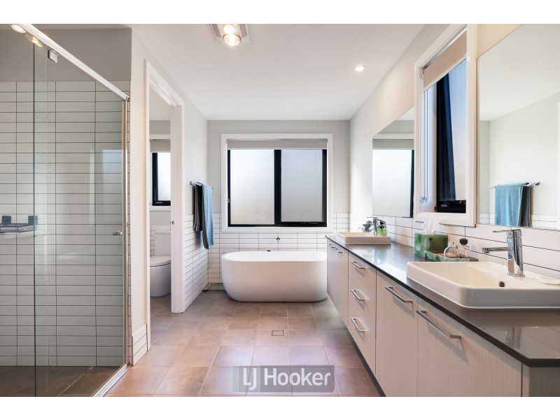 616 Macquarie Drive, Eleebana NSW 2282