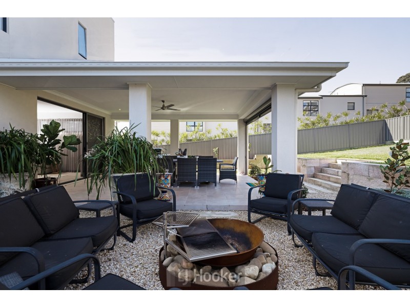 616 Macquarie Drive, Eleebana NSW 2282