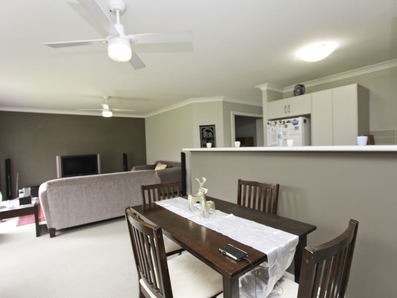 31 Harmony Crescent, Mount Hutton NSW 2290