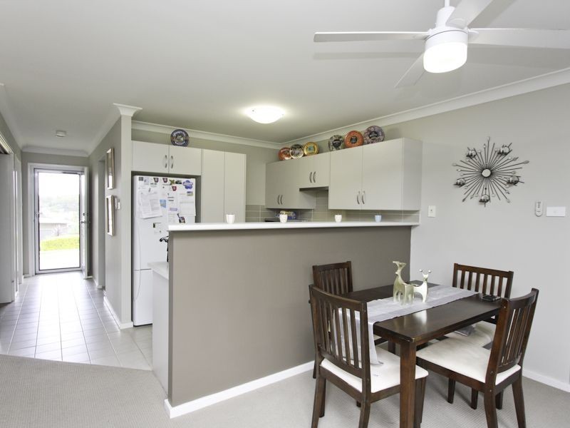 31 Harmony Crescent, Mount Hutton NSW 2290