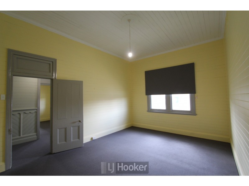 90 Broadmeadow Road, Broadmeadow NSW 2292