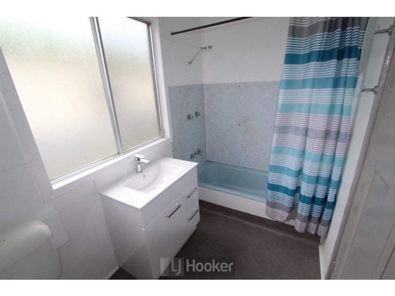 90 Broadmeadow Road, Broadmeadow NSW 2292