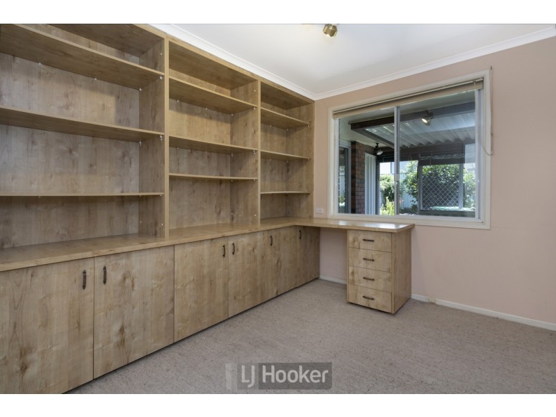 65 Ian Street, Eleebana NSW 2282