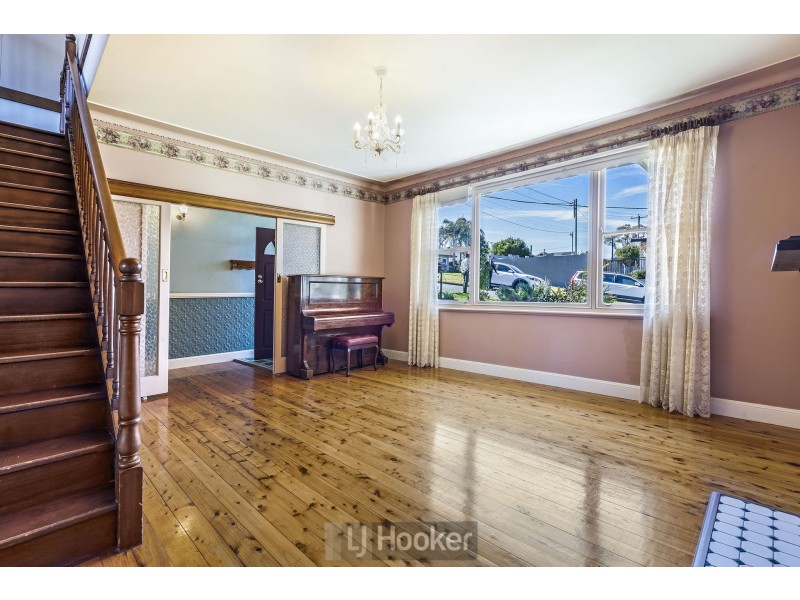 62 Bayview Street, Warners Bay NSW 2282