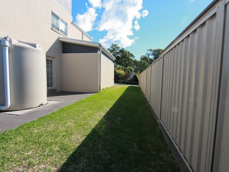 1 Japonica Place, Valentine NSW 2280