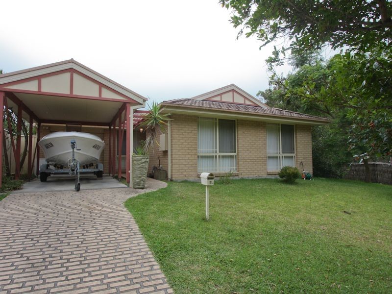 2 Gleeson Crescent, Eleebana NSW 2282