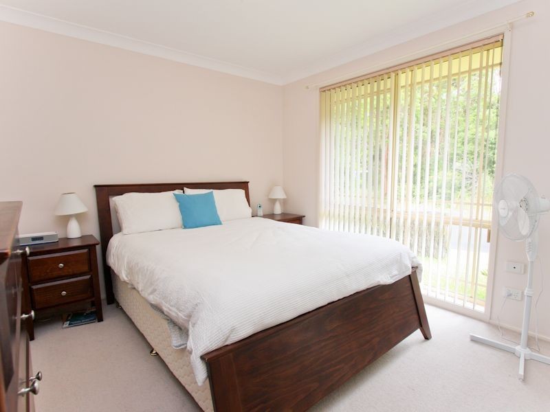 2 Gleeson Crescent, Eleebana NSW 2282