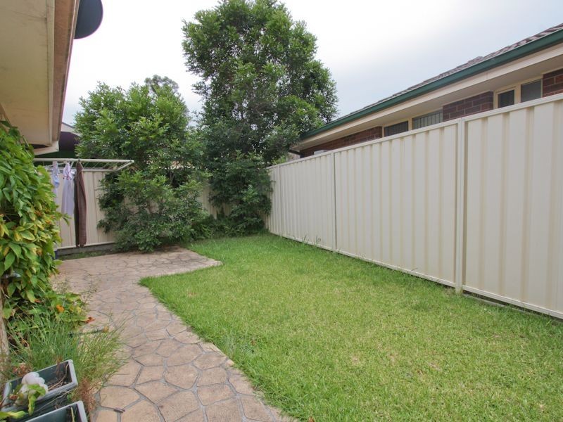 2 Gleeson Crescent, Eleebana NSW 2282