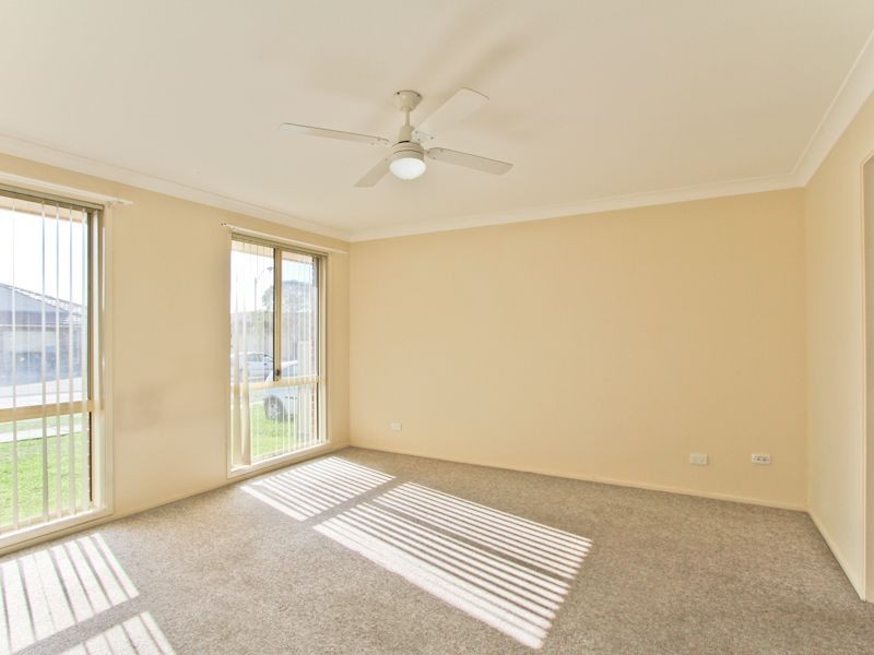 6 Karong Avenue, Maryland NSW 2287