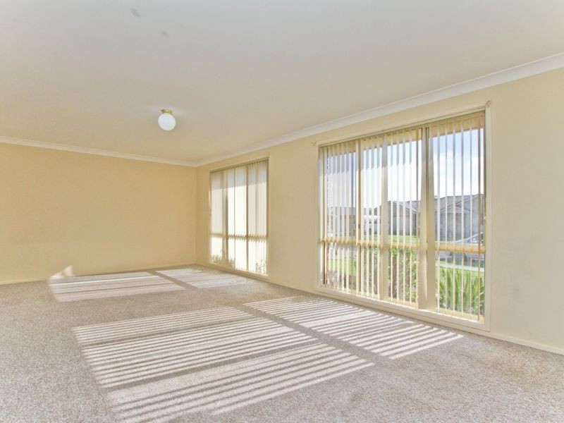 6 Karong Avenue, Maryland NSW 2287