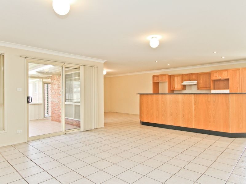 6 Karong Avenue, Maryland NSW 2287