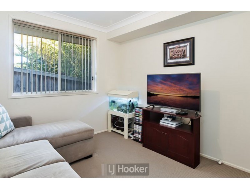 7 Harmony Crescent, Mount Hutton NSW 2290