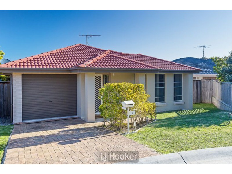 7 Harmony Crescent, Mount Hutton NSW 2290
