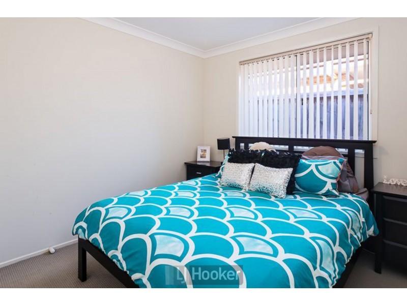 7 Harmony Crescent, Mount Hutton NSW 2290