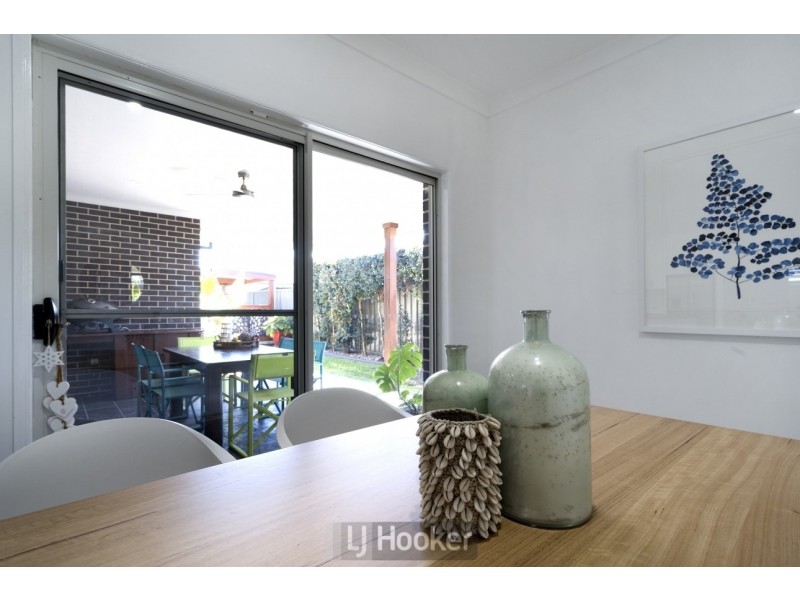 40 John Darling Avenue, Belmont North NSW 2280