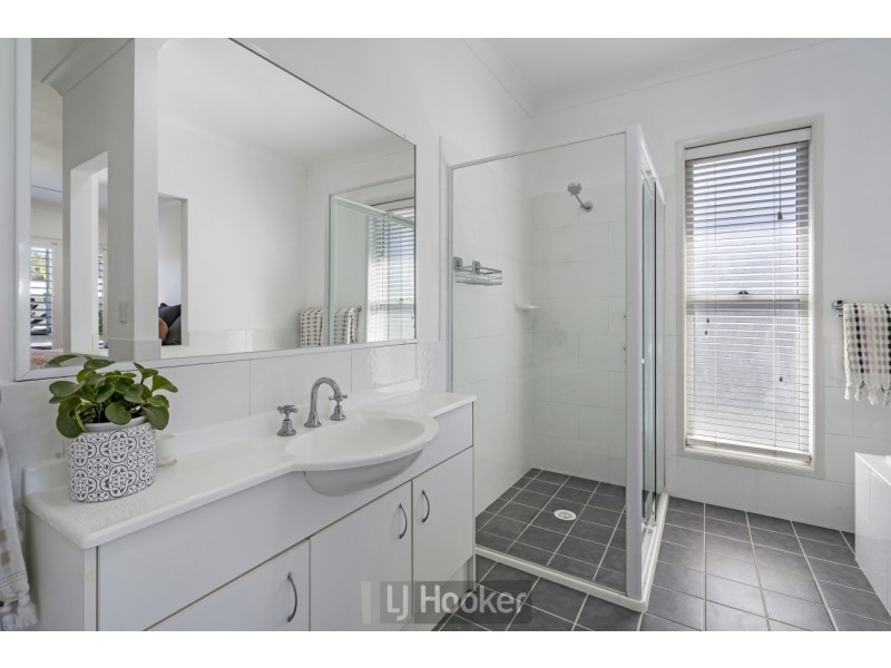 40 John Darling Avenue, Belmont North NSW 2280