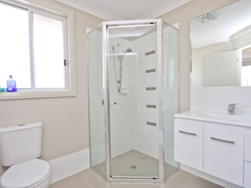 26 Siloam Drive, Belmont North NSW 2280