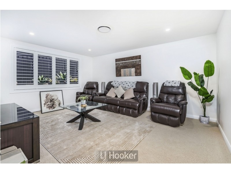 111 Delaware Drive, Macquarie Hills NSW 2285