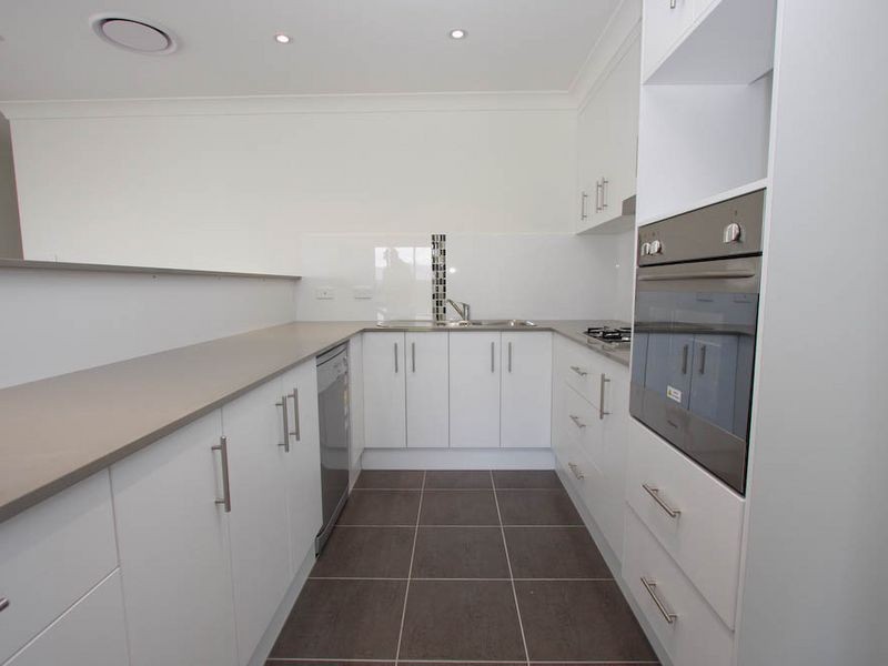 61A Dalmeny Drive, Macquarie Hills NSW 2285