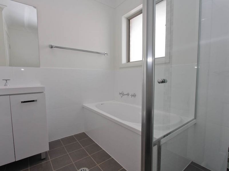 61A Dalmeny Drive, Macquarie Hills NSW 2285