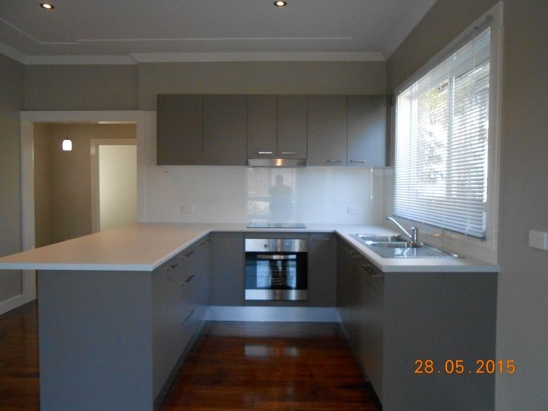 299 Lake Road, Glendale NSW 2285