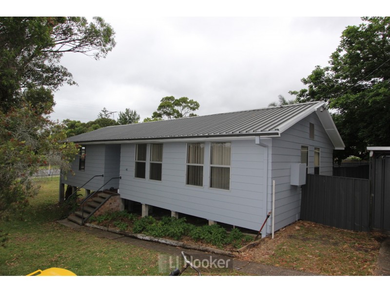 41 Park Parade, Booragul NSW 2284