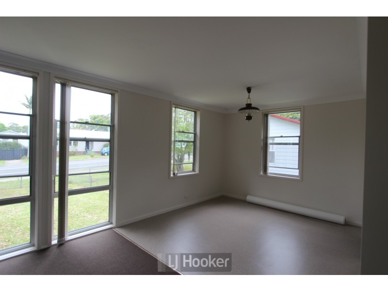 41 Park Parade, Booragul NSW 2284