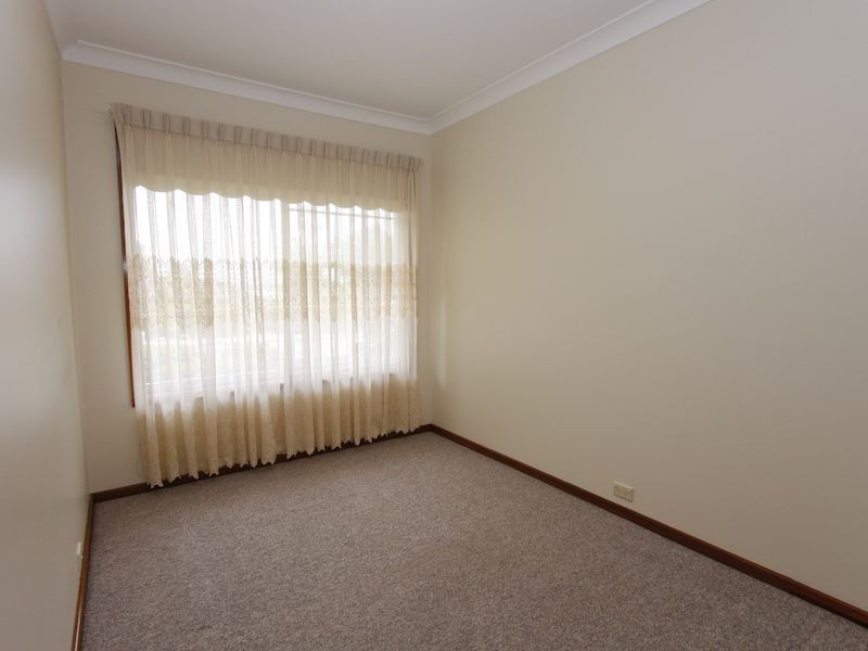 7 Berringar Road, Valentine NSW 2280