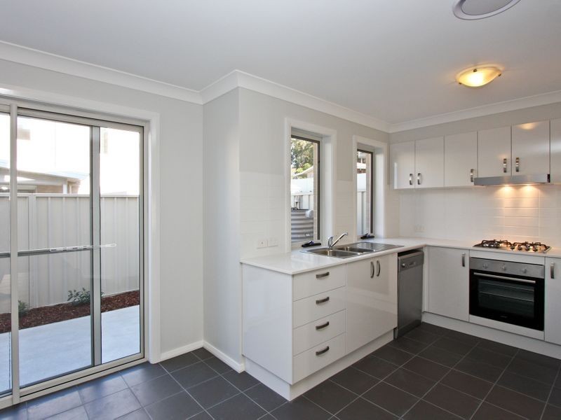 14/247-249 Warners Bay Road, Mount Hutton NSW 2290