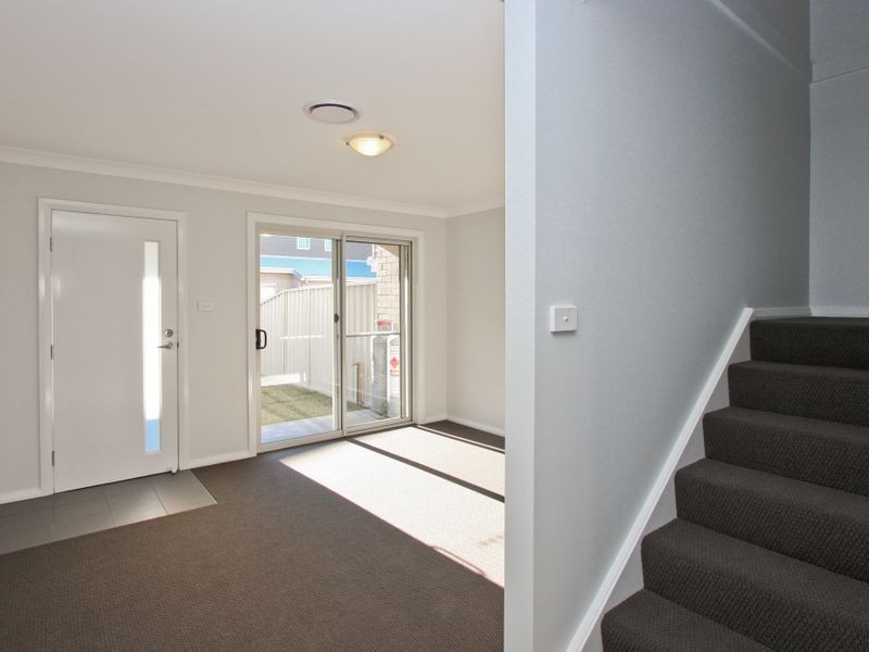 14/247-249 Warners Bay Road, Mount Hutton NSW 2290