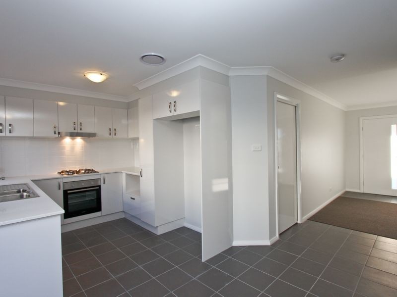 14/247-249 Warners Bay Road, Mount Hutton NSW 2290
