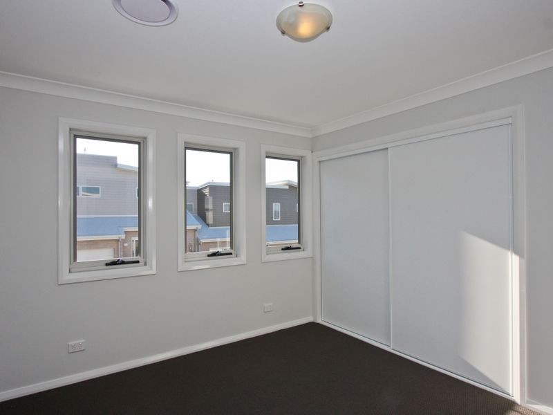 14/247-249 Warners Bay Road, Mount Hutton NSW 2290