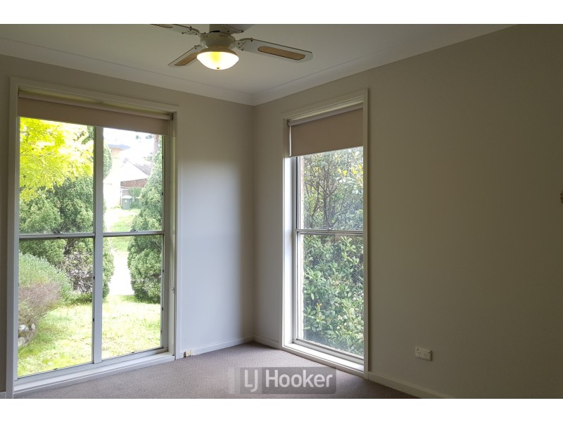 2 Malwood Avenue, Macquarie Hills NSW 2285