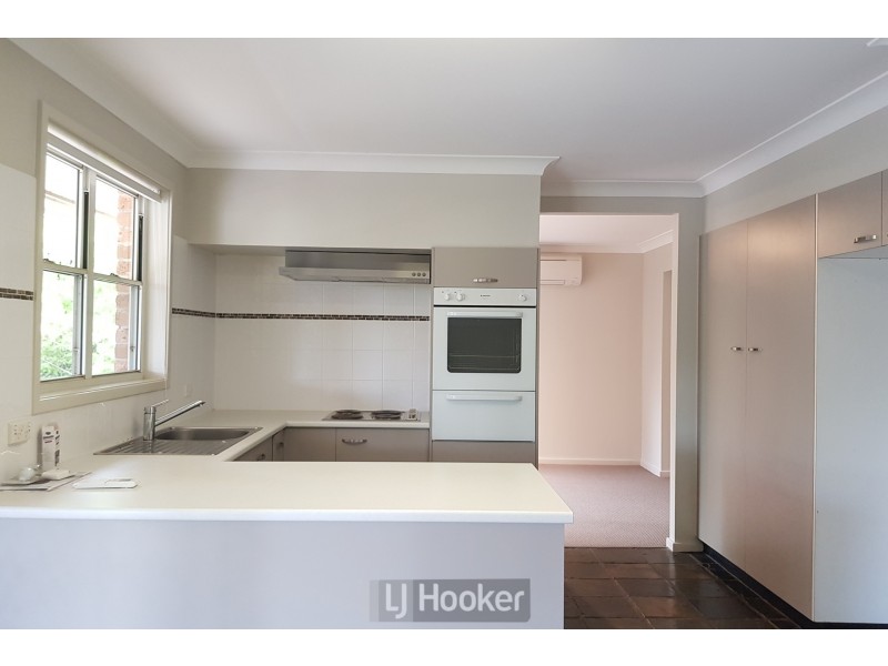 2 Malwood Avenue, Macquarie Hills NSW 2285