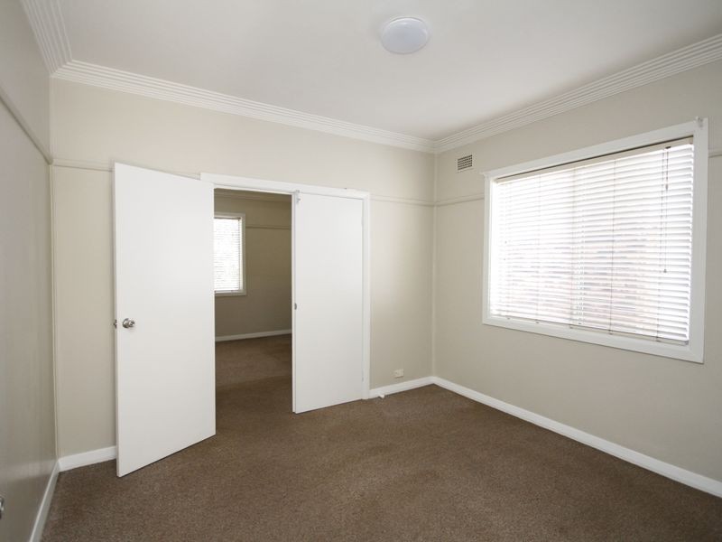 82 Anzac Parade, Toronto NSW 2283