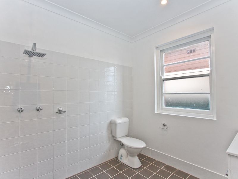 2/562 Glebe Road, Adamstown NSW 2289