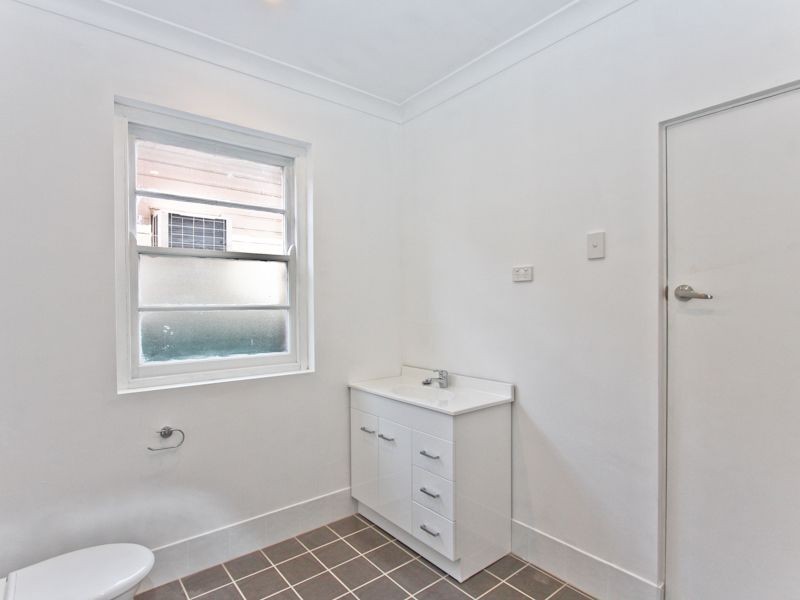 2/562 Glebe Road, Adamstown NSW 2289