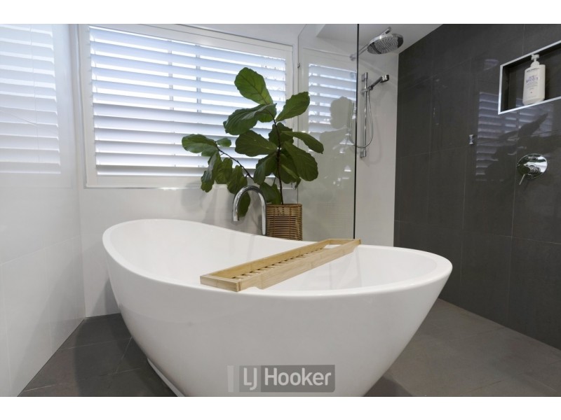 115 Andrew Road, Valentine NSW 2280