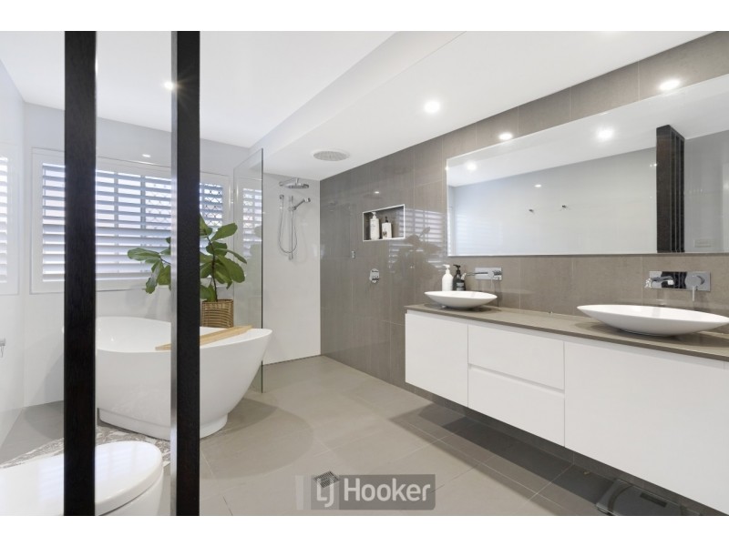 115 Andrew Road, Valentine NSW 2280