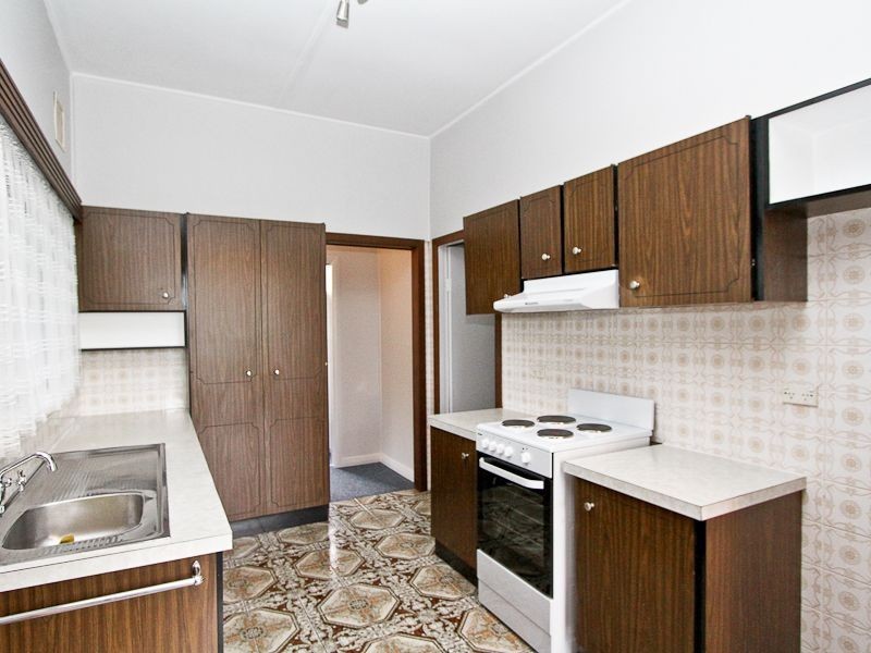 26 Tallawalla Road, Valentine NSW 2280