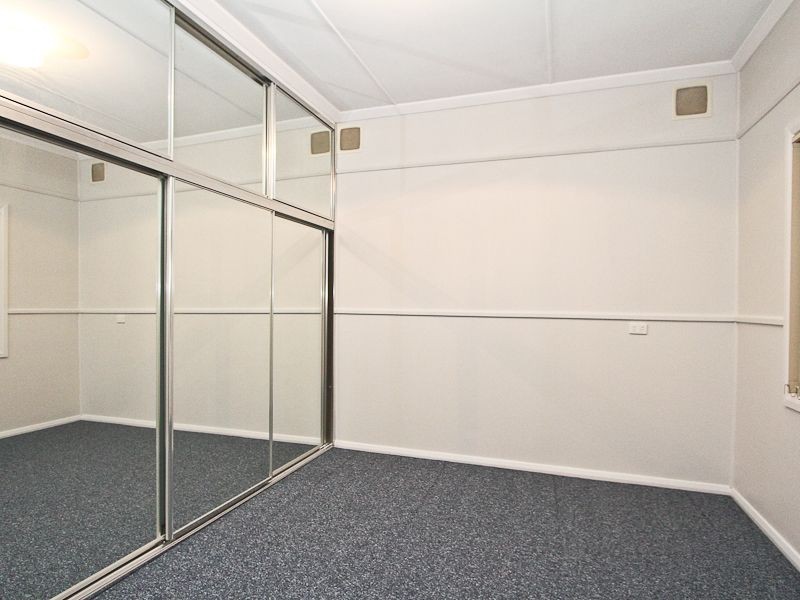 26 Tallawalla Road, Valentine NSW 2280