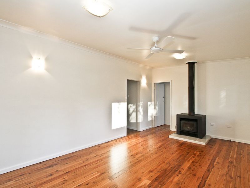 27 Jonathan Street, Warners Bay NSW 2282