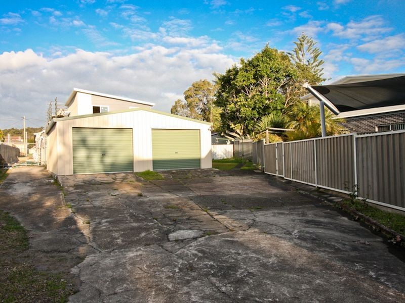 10 Queen Street, Warners Bay NSW 2282