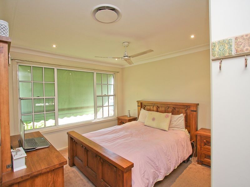 26 Walker Street, Warners Bay NSW 2282