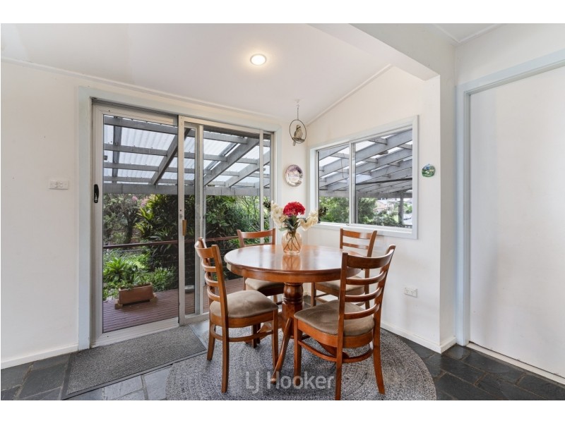 8 Morris Street, Eleebana NSW 2282