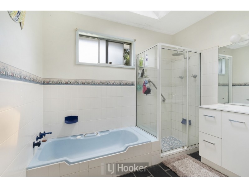 8 Morris Street, Eleebana NSW 2282