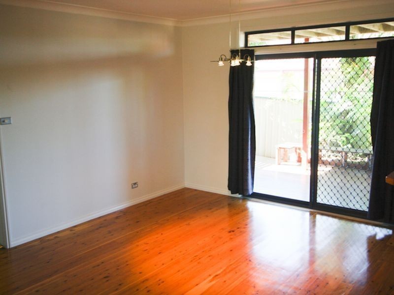 1/15 Floribunda Close, Warabrook NSW 2304