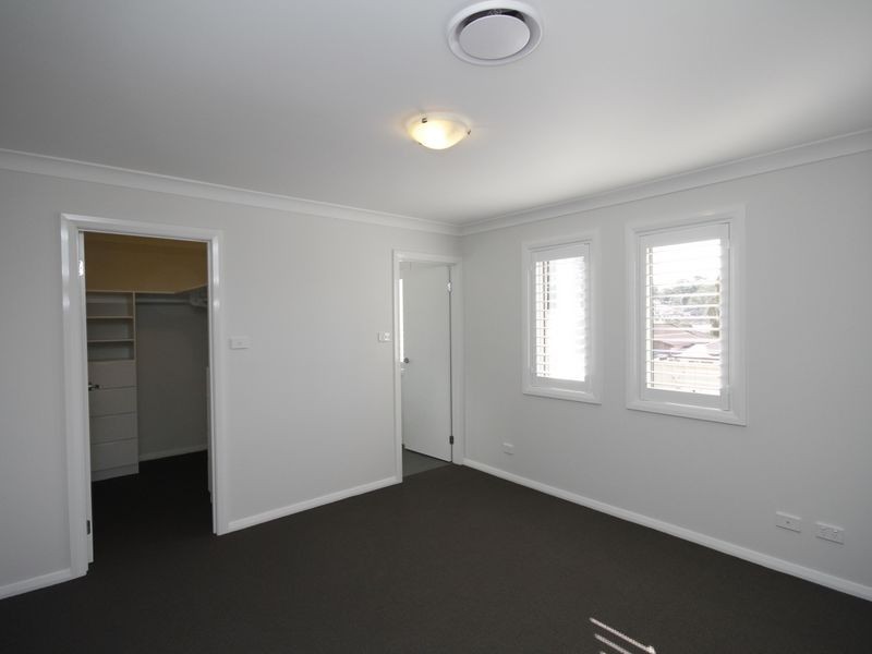 4/247 Warners Bay Road, Mount Hutton NSW 2290